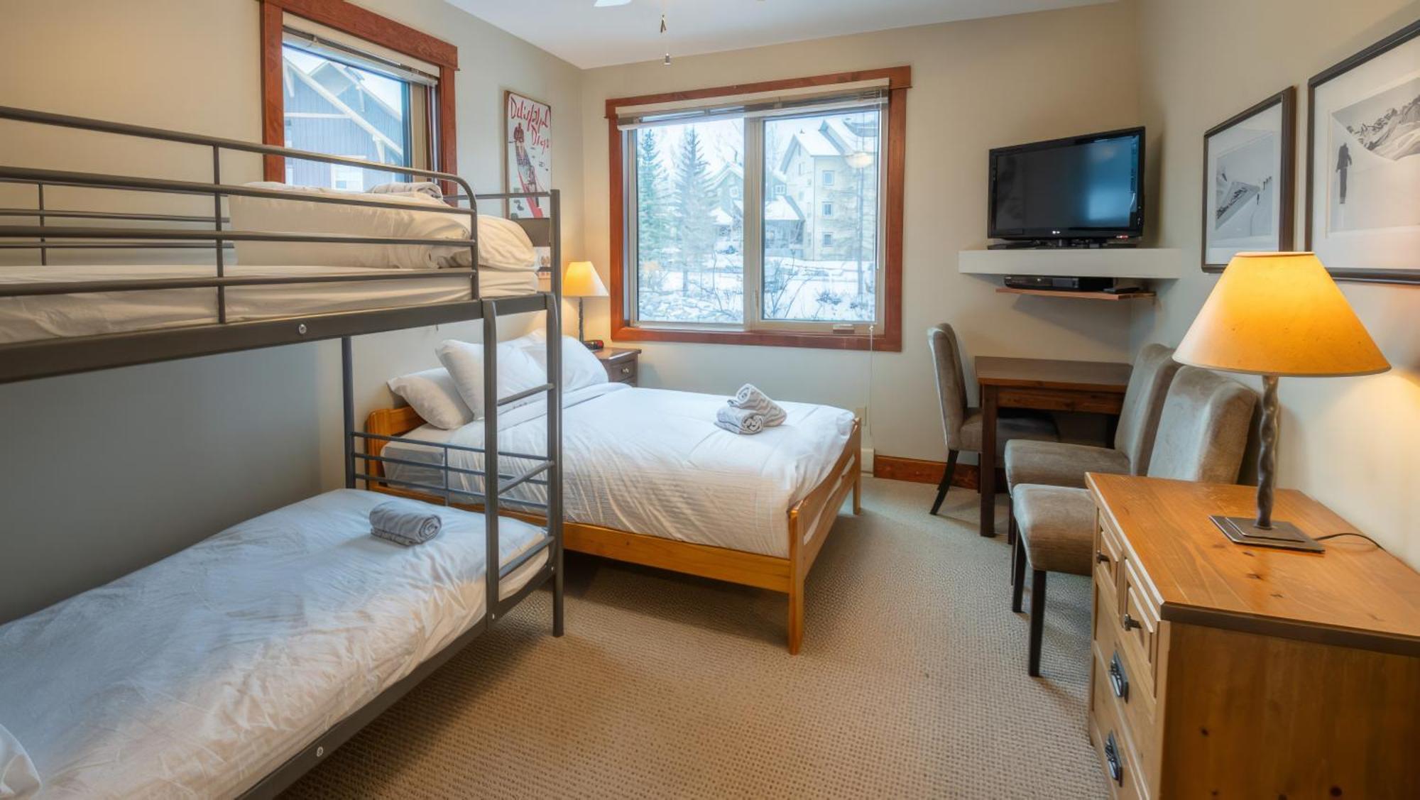 Timberline Lodges By Fernie Lodging Co Ngoại thất bức ảnh