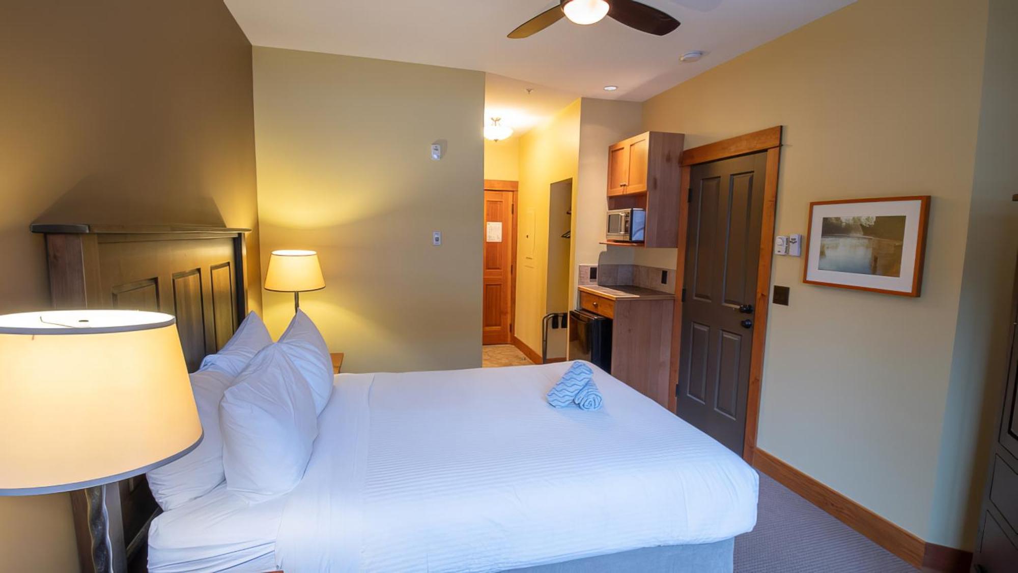 Timberline Lodges By Fernie Lodging Co Ngoại thất bức ảnh