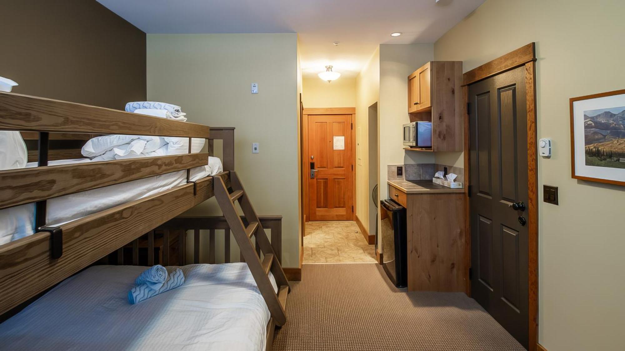 Timberline Lodges By Fernie Lodging Co Ngoại thất bức ảnh